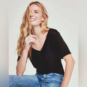 STATESIDE Everly Slub V-Neck Top Short Sleeves Black Size L